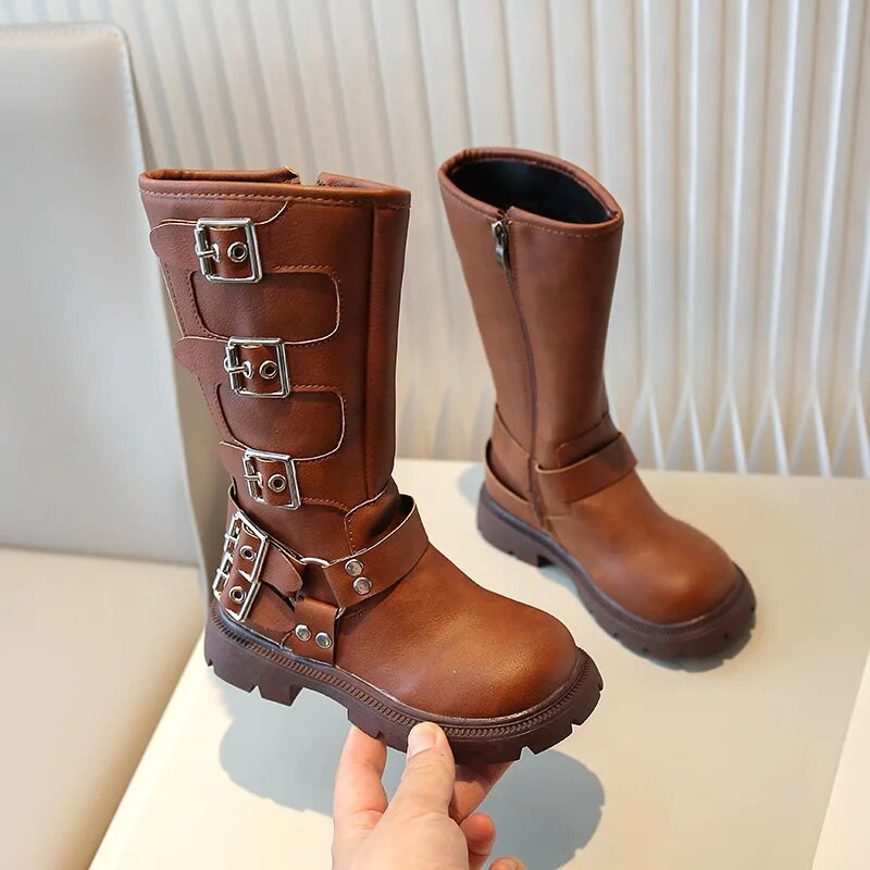 2024. aasta uued lapsed, Suurbritannia stiilis ratsusaapad, tüdrukud, moed, mustad nahast pikad saapad, lapsed retro stiilis, laheda pandlaga, lääne kauboisaapad