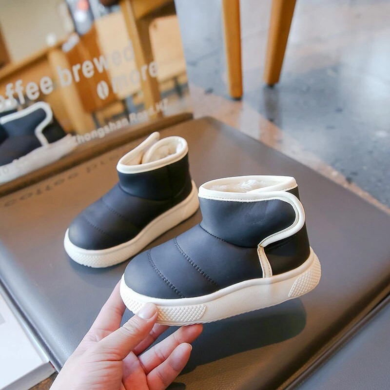 Παιδικά μοντέρνα μποτάκια για κορίτσια Ευέλικτα μαλακά για αγόρια μονόχρωμο ράψιμο Baby boys Δερμάτινες κοντές μπότες Πλατφόρμα Αντιολισθητικές 2023 Νέο