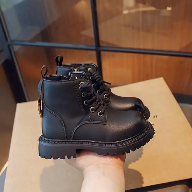 Mergaičių madingi batai 2023 m. Nauji juodi minkšti sniego batai neslystantys vaikiški odiniai šilti batai princesės vaikiški sportiniai batai berniukams sportbačiai