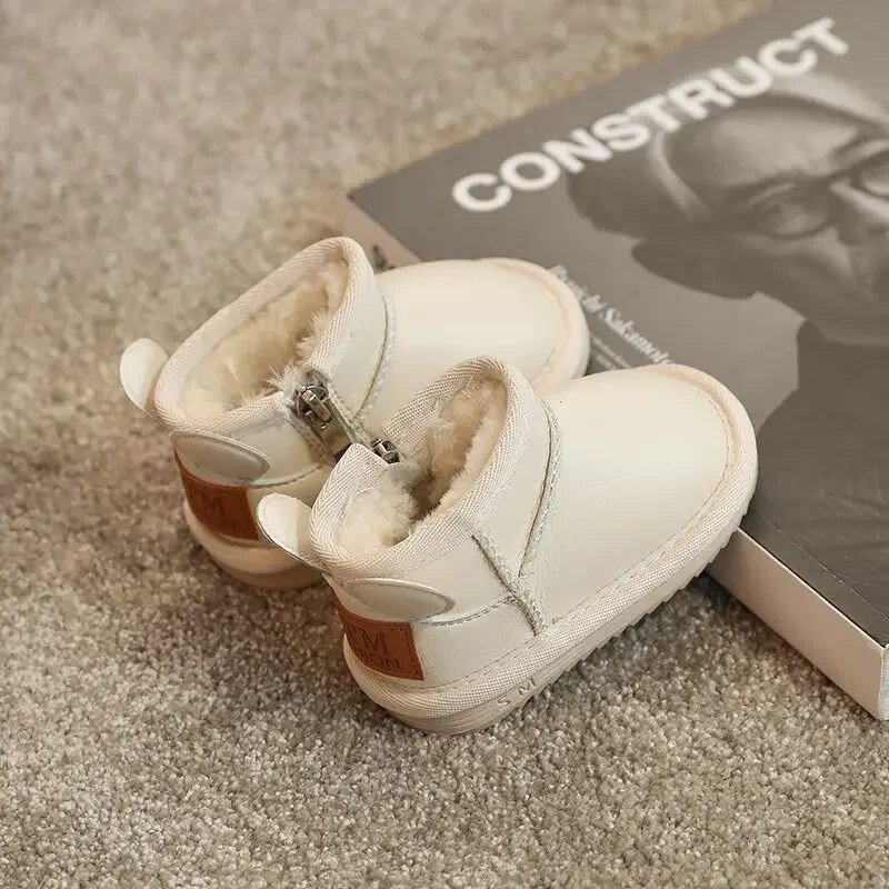 Nove tople dječje čizme za snijeg. Dječje pamučne cipele sa slatkim medvjedićima, zimske neklizajuće mekane čizme, debele pamučne cipelice od pliša za malu djecu