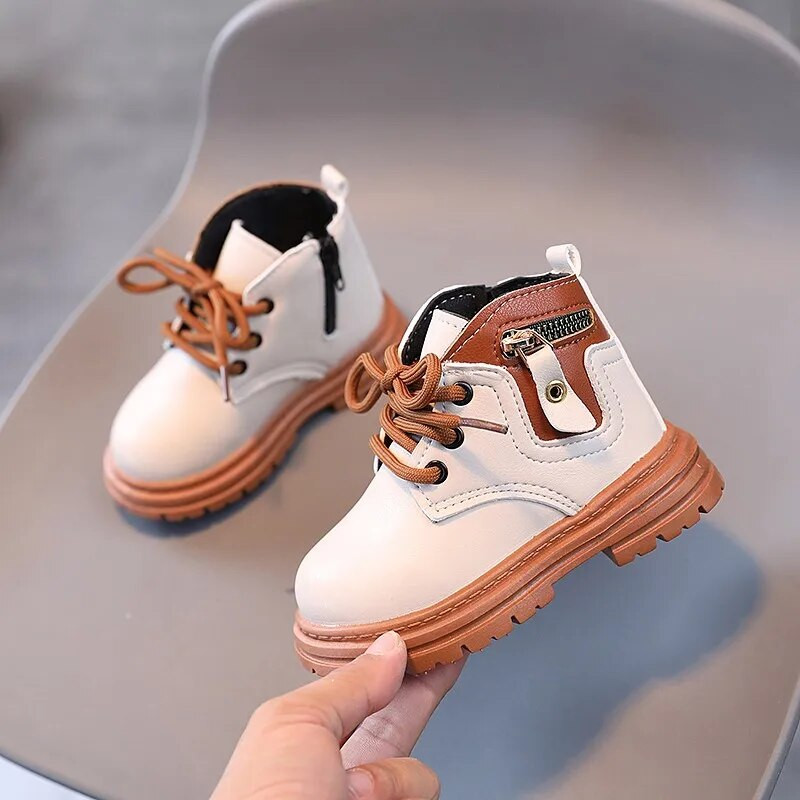 Poistele Saapad Tüdrukutele Mood Lapsed Vabaajajalatsid Õuekingad Beebi Libisemiskindlad Veekindlad Lastejalatsid Jalatsid Kontrastsed Alasti Saapad