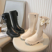 Põlveni ulatuvad saapad Lastejalatsid, uus 2024. aasta moodne Bowknot Princess Kõrged Saapad Tüdrukud Lapsed Tutid Pehmest nahast Pikad platvormsaapad