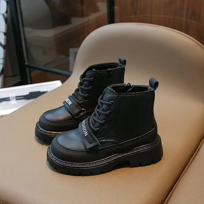 Κορεατική μόδα PU Δερμάτινα παιδικά κοντά μποτάκια για αγόρια 2023 Άνοιξη φθινόπωρο Νέα μαλακή σόλα για αγόρια Cool αντιολισθητικά γοτθικό στιλ