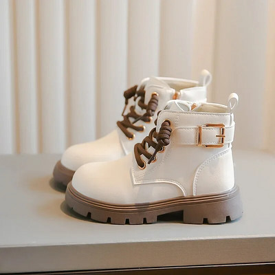 Vaikiški madingi Didžiosios Britanijos stiliaus odiniai batai, pralaidūs orui, paprasti, nauji juodos smėlinės spalvos berniukų batai, vaikiški, batai, skirti mergaitei