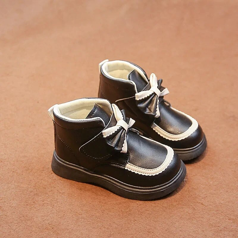 Uued 2024. aasta sügistalvised tüdrukute nahksaapad, soojad pehmed vabaajasaapad, moodsad pahkluu saapad, pehmed libisemiskindlad lühikesed saapad