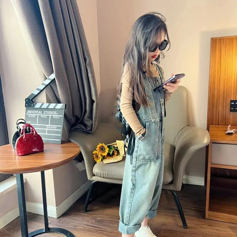 Fashion Trend Mergaičių džinsiniai kombinezonai pavasario rudeniniai laisvalaikio vaikiški džinsai aukštu juosmeniu kelnaitės kūdikių šliaužtinukai Džinsiniai kombinezonai