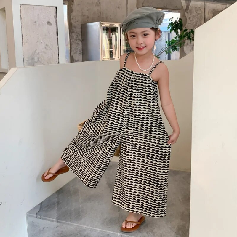 5610C vaikiškas kombinezonas, vasara, 2023 m. Nauji korėjietiški mergaičių kelnaitės plačiomis kojelėmis Kombinezonai laisvalaikio laisvi vientisi drabužiai