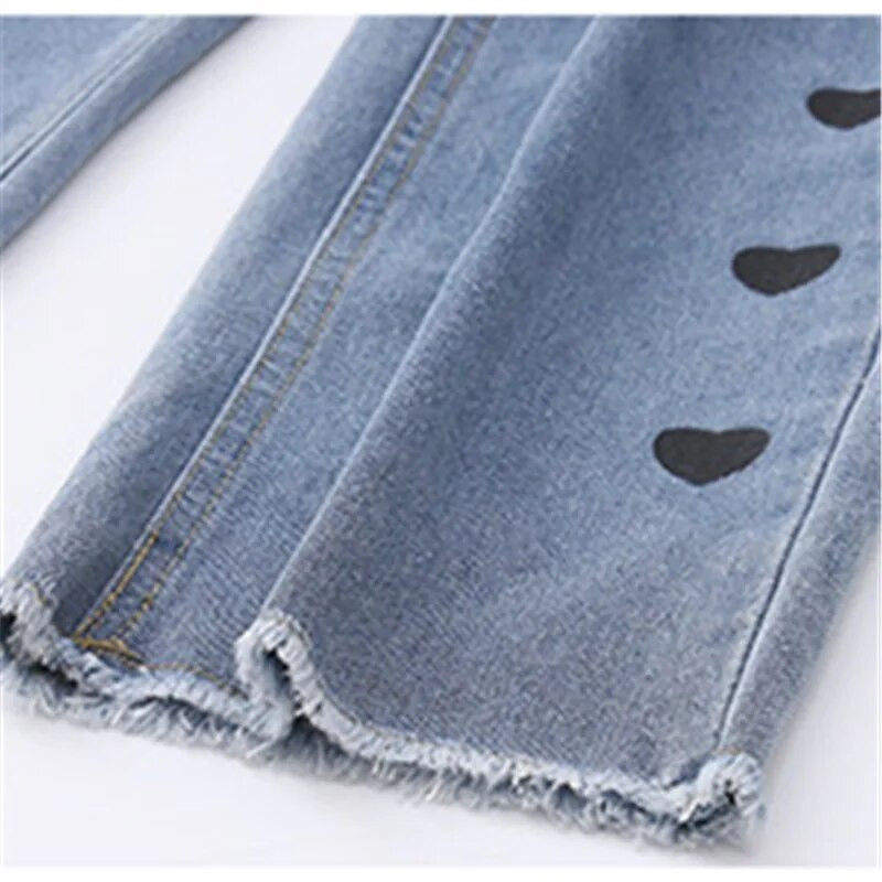 Tasuta stiiliga laste tüdrukute kõrge vöökohaga teksad Laia säärega teksapüksid teismelistele tüdrukutele Moodsad kevadsügisesed laia säärega teksad südamekujulise disainiga