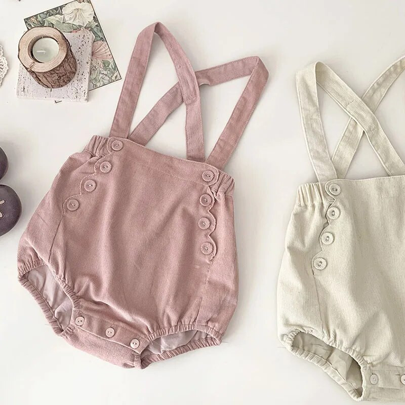 Korėjietiško stiliaus rudens žiemos vaikams vienspalvis velvetinis kombinezonas mergaičių dirželiu PP šortai Laisvalaikio mados kūdikių mergaičių PP šortai