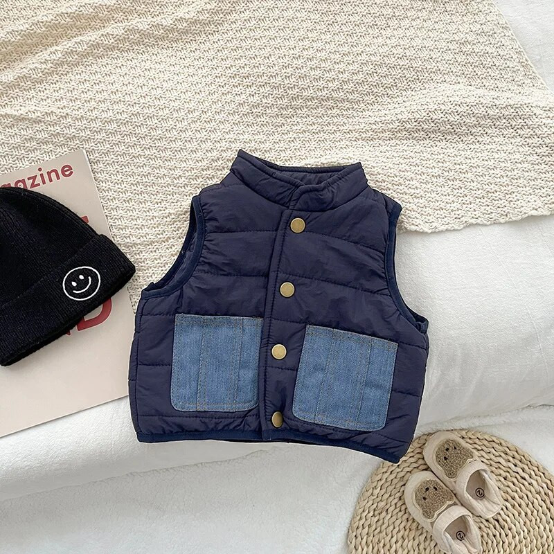 2023. aasta talveuued Lastele, ilusatele poistele mõeldud poiste pealisriided – imikute paks plüüsist lapiline vest, väikelaste moerõivad 0–3 a.