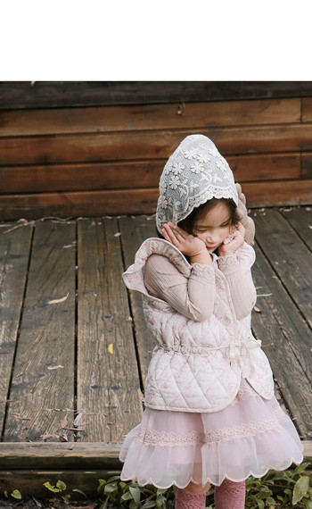 Детска жилетка с жилетка за момичета 2023 Есен и зима Корейска мода на цветя, памук, сладък, сладък, едноцветен, едноредов