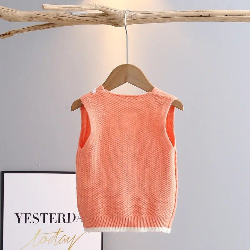 Mezgimo megztiniai be rankovių mergaitei, mielas braškių raštas 1-6 m. bamblys, laisvalaikio medvilninė plona liemenė mergaitėms GY04202