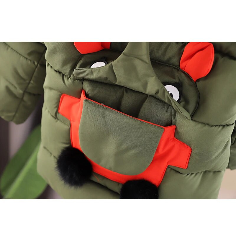 Nova zimska jakna za dječake 2023., srednje dužine, zadebljana crtana šara, koja održava toplinu, snježno odijelo s kapuljačom za 2-5 godina, dječja gornja odjeća