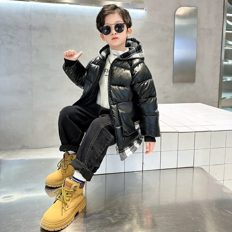 Παιδικό χειμωνιάτικο μπουφάν για αγόρια με βαμβακερή επένδυση Χοντρό μαύρο γυαλιστερό παλτό Παιδικό καρό κουκούλα χωρίς πλύσιμο