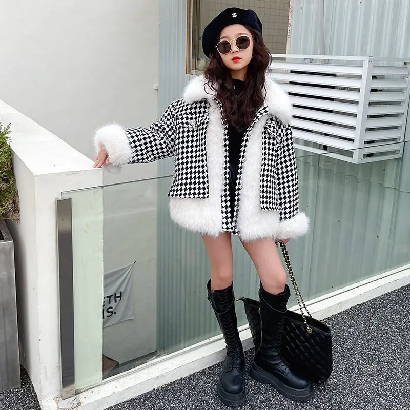 Rudens žiemos vaikų mergaičių pliušinis pastorintas languotas paltas Šilti viršutiniai drabužiai kūdikiams, dirbtinio kailio apykaklė Madinga korėjietiška 5-12 m.