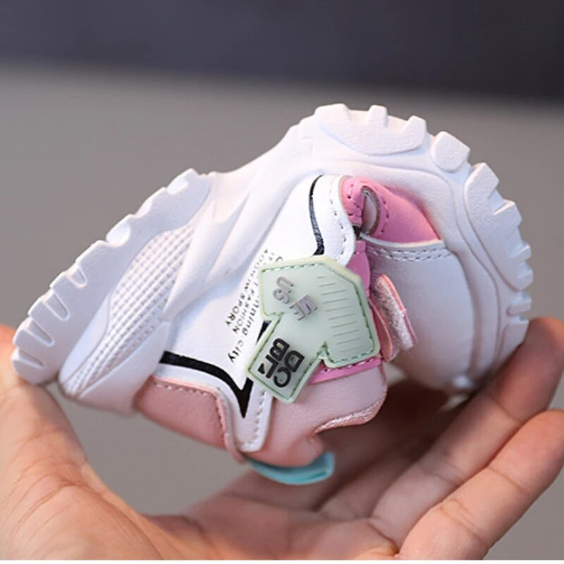 Παιδικά καθημερινά παπούτσια 2023 Άνοιξη για κορίτσια για αγόρια Αθλητικά αθλητικά παπούτσια για τρέξιμο με αναπνεύσιμο διχτυωτό πλέγμα για παιδιά