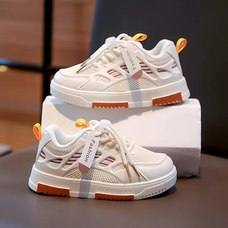 Poiste tossud Tüdrukutele hingavad spordijalatsid lastele Sügisseks libisemiskindlad vabaaja õpilasjalatsid Välijalatsid Korvjalatsid