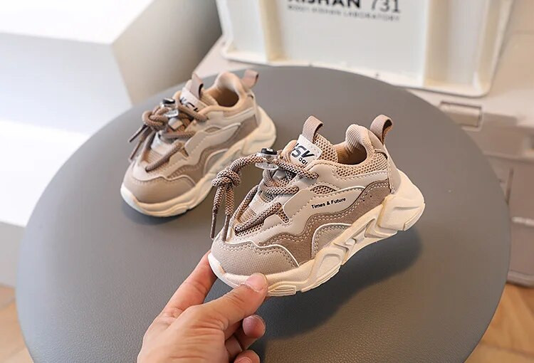 Vaikiški sportiniai bateliai vaikams sportbačiai mažiems vaikams berniukams mergaitėms laisvalaikio batai oro tinklelis kvėpuojantys madingi mokykliniai bėgimo bateliai, nauji minkšti