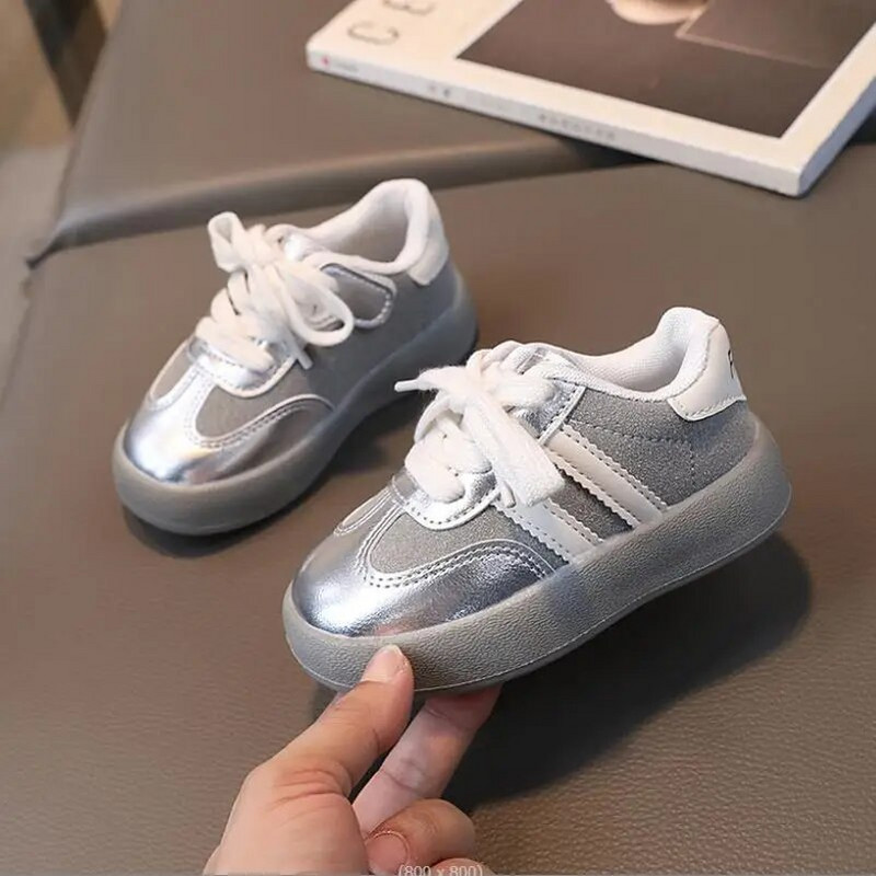 Χαριτωμένα παιδικά αθλητικά παπούτσια για νήπια Πλατφόρμα παιδικά παπούτσια για κορίτσια με επίπεδη τακούνι Παπούτσια για τρέξιμο για μικρά αγόρια Παιδικά παπούτσια τένις για την άνοιξη φθινόπωρο