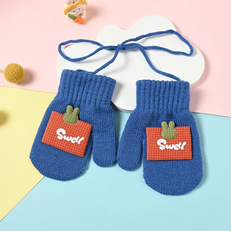 Sügistalvised soojad beebikindad, armsad jänesekesed, täissõrmega kinnas, tüdrukule poisile, paksud kootud õues, nööriga, laste väikelapse labakindad