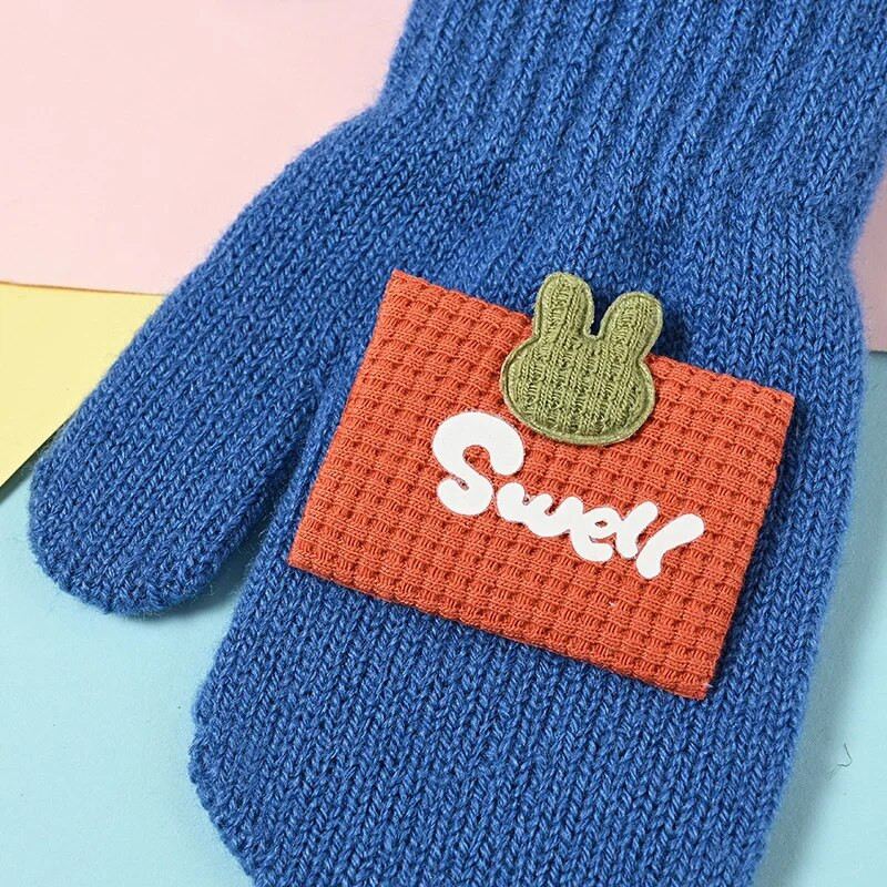 Sügistalvised soojad beebikindad, armsad jänesekesed, täissõrmega kinnas, tüdrukule poisile, paksud kootud õues, nööriga, laste väikelapse labakindad