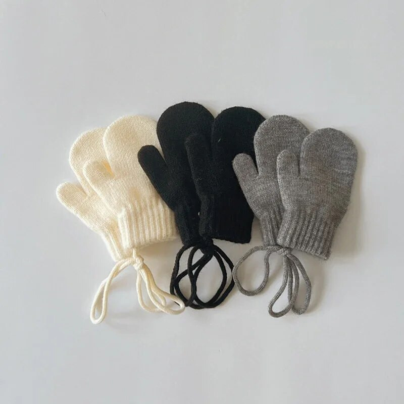 Žieminės megztos vaikiškos pirštinės su virvele Naujos Korėjos kietos mergaitės berniuko pirštinės pirštinės Kūdikiui mažyliui, lauko vėjui atsparios pirštinės