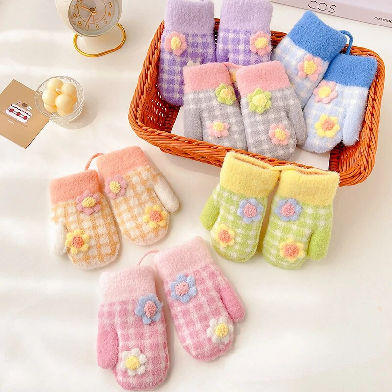 Mergaitėms, mielos, mielos megztos pliušinės languotos gėlės pirštinės berniukams, mielos minkštos lauke, šiltos pirštinės vaikams, pirštinės su kakleliu