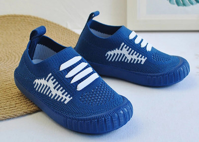 Dječja obuća Pletena tkanina Bosonogi dječaci Tenisice Riblja kost Slip on Široki prsti Djevojčice Ležerne neklizajuće mekane potplate Nova djeca SandQ Baby