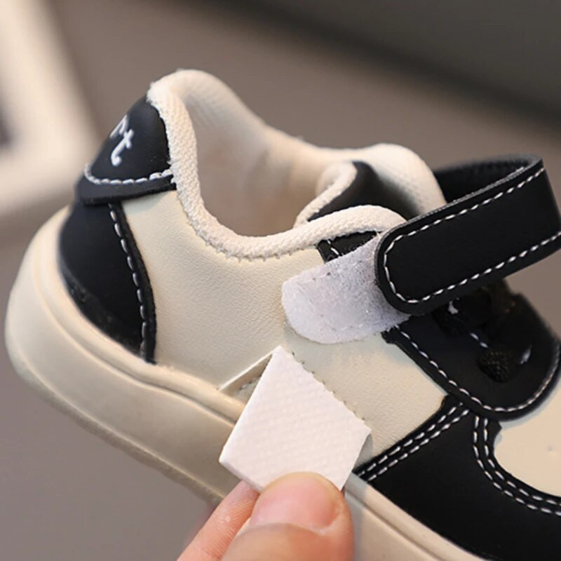 Batai berniukams Vaikiški laisvalaikio sportbačiai bėgimo sportiniai batai 2024 m. pavasario ruduo Minkštas padas madingi kvėpuojantys kūdikiai berniukų mergaičių batai