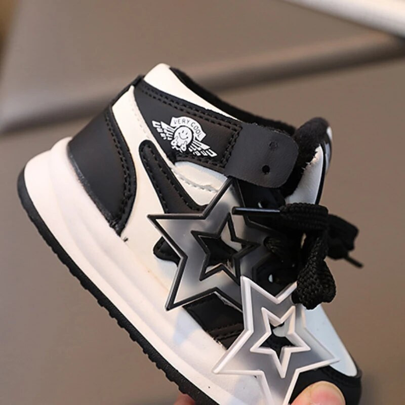 Sportiniai sportbačiai mergaitėms Kūdikiams Vaikams Berniukai Žieminiai Nauji madingi laisvalaikio batai Neslystantys lauko bėgimo bateliai berniukų medvilniniai lentos batai