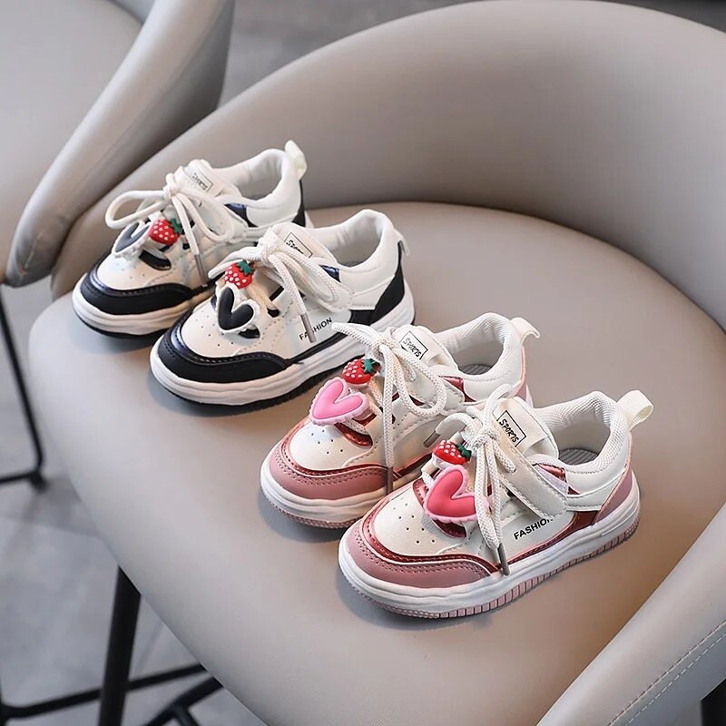 Kruleepo Tüdrukute Moodsad tossud Lapsed Beebid Lapsed Sport Vabaajajalatsid PU-nahast õhkvõrk hingav kooliharjutus Schuhe