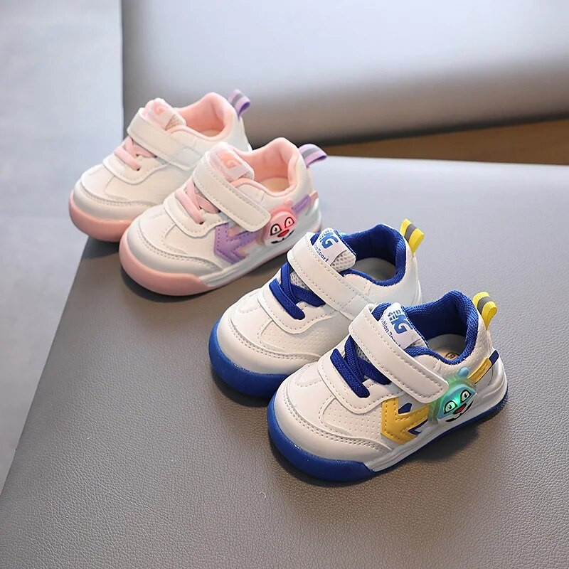 Kruleepo Baby Kids LED šviesos triušių laisvalaikio batai kūdikiams berniukams naujagimiams mergaitėms mažiems vaikams sportiniai sportbačiai iš PU odos oro tinklelis Schuhe
