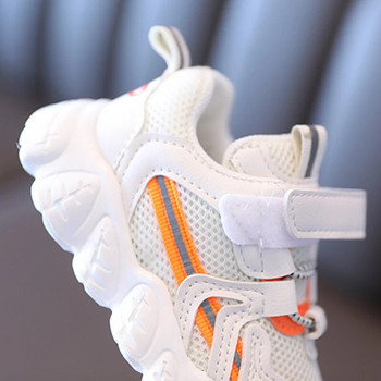 Παιδικά αθλητικά παπούτσια 2024 Spring New Leisure Board Shoes Baby Breathable Mesh Παπούτσια για αγόρια με μαλακή σόλα, αντιολισθητικά παιδικά παπούτσια