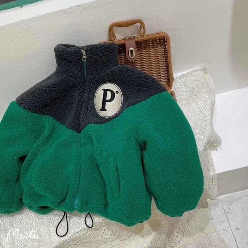 Poiste mantel jakk Topid Puuvillane 2023 Karvane Thicken Plus Velvet Talvine Sügis Koolikingitus Mantel Lasteriided