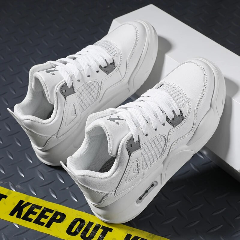 Vaikiški sportiniai bateliai berniukams Balta madingi plokščiapadžiai čiuožimo batai vaikams sportiniai tenisas nuo 6 iki 12 metų odiniai laisvalaikio sportbačiai berniukams