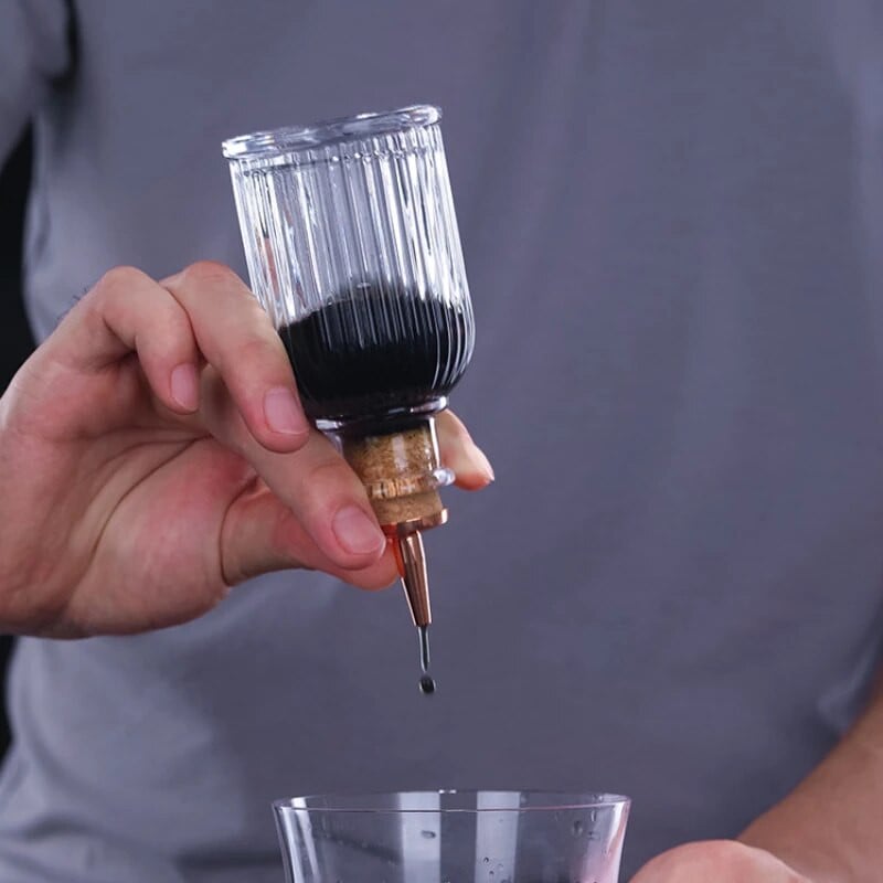 Zátka na fľašu Bitter Essence, kvapkadlo na alkohol, vrchnáky Dash, zátka na fľašu Bitter, uzáver na fľašu Bitter, dekorácia fľaše Bitter, barové náradie.