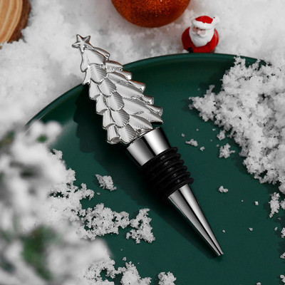 Πώμα κόκκινου κρασιού σε σχήμα χριστουγεννιάτικου δέντρου