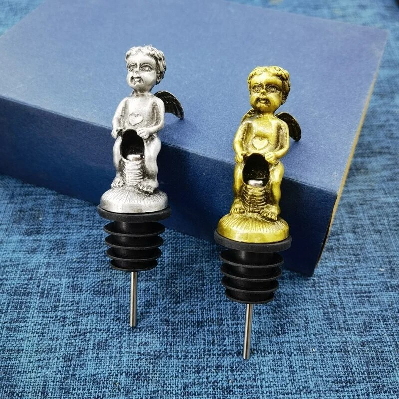 New Urine Boy Wine Pourer Bottle Stoppers Champagne Liquor Pourers Bar Accessories Bartender Tool Wine Accessories