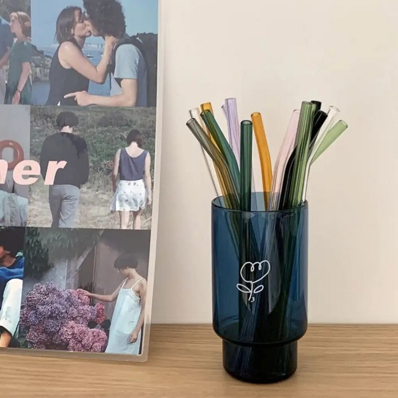 Daugkartinio naudojimo skaidraus stiklo šiaudeliai Ekologiški karščiui atsparūs didelio borosilikato geriamieji šiaudeliai, skirti sultims, pieno, kavos barų gėrimams