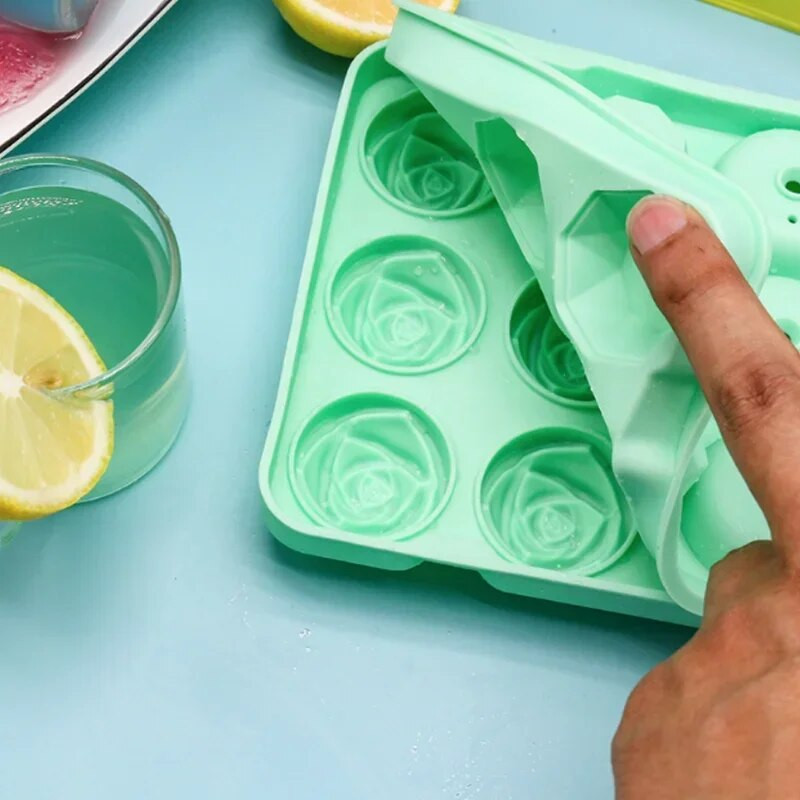 12 tinklelių ledo kubelių padėklų rožių deimanto formos ledo daugkartinio naudojimo silikoniniai ledo kubelių formų kubelių padėklai su nuimamais dangteliais