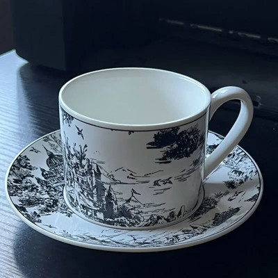 Vintažinis elegantiškas keraminis kavos puodelio ir lėkštės rinkinys Prašmatnus paukščių gėlių puodukas Namų popietės arbatos deserto padėklo dovanų dėžutė