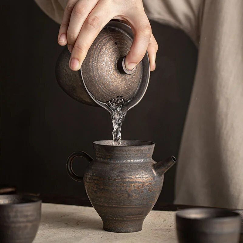 200 ml Hiina stiilis kullatud glasuuriga keraamiline tee Tureen Retro käeshoitav pott Käsitsi valmistatud jämekeraamika teekeetja Gaiwan Kung Fu teekomplekt