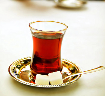 Комплект чаши за турски чай от 6 висококачествени чаши стъклена чаша за пиене чаши за чай Традиционна използваема мароканска Стара Персия Произведено в Турция