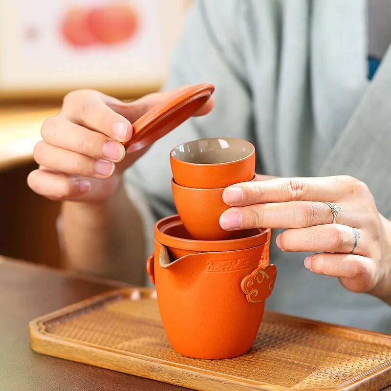 Κεραμικό σετ τσαγιού ταξιδιού με συσκευή έγχυσης τσαγιού 1 δοχείο 2 μίνι φλιτζάνι κινέζικο φλιτζάνι τσαγιού Gung Fu φορητή τσάντα για υπαίθριο πικνίκ γραφείου στο σπίτι