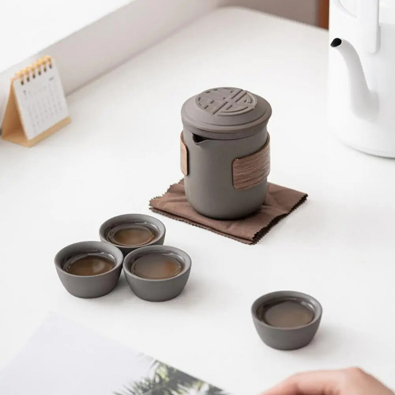 Lauko rinkinys Nešiojamas kelioninis arbatos rinkinys su aukštai temperatūrai atspariais keraminiais arbatos puodeliais, idealiai tinka keliaujantiems arbatos mėgėjams Nešiojama arbata
