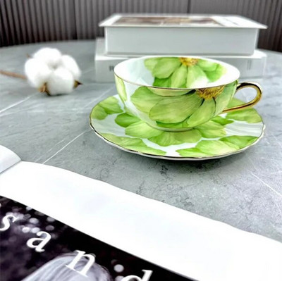 Aukštos klasės keraminis kavos puodelis ir lėkštės rinkinys su didelės talpos rožių arbatos puodeliu, puikiai tinka anglų ir prancūzų restoranams