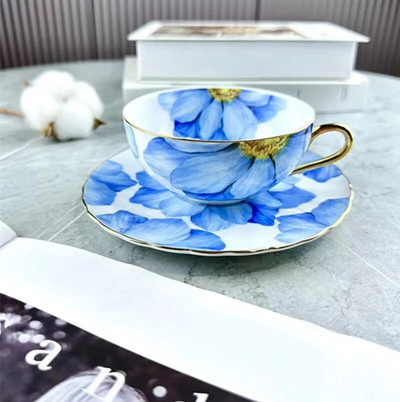 Aukštos klasės keraminis kavos puodelis ir lėkštės rinkinys su didelės talpos rožių arbatos puodeliu, puikiai tinka anglų ir prancūzų restoranams