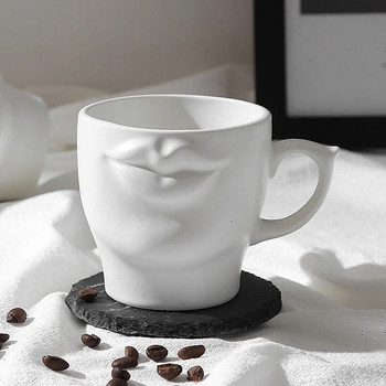 Творчески 3D уста Матирани керамични чаши за кафе Бели черни порцеланови Чаши за чай с мляко Кухненски прибори за пиене Забавни подаръци за приятели Двойка