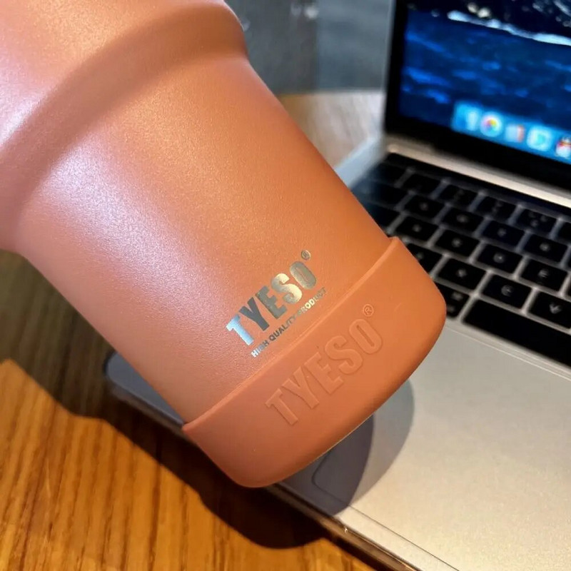 Προστατευτικό κάλυμμα μπουκαλιού ανθεκτικό αντιολισθητικό κάλυμμα κυπέλλου διαμέτρου 71-77 mm Μπουκάλι Tyeso με κάτω μανίκι σιλικόνης γενικής χρήσης