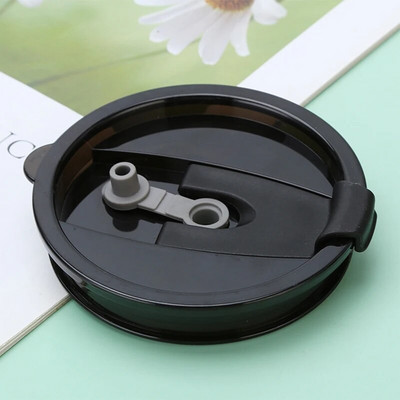 Poklopci za boce od 30 oz. Zaštitni poklopci za boce otporni na prolijevanje Obični plastični poklopci otporni na prolijevanje za čašu Višebojna termos čaša